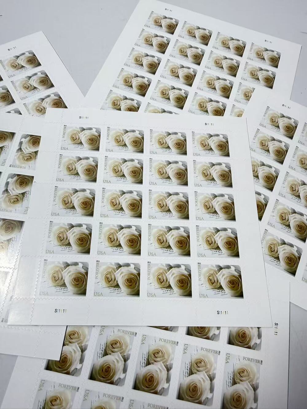 🎀200 lifetime white roses unusedwedding forever stamps